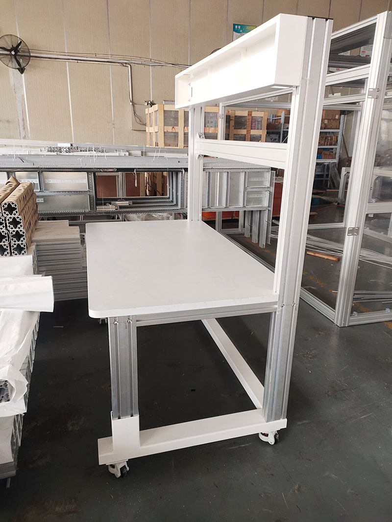 鋁型材工作臺(tái)