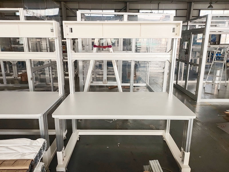 鋁型材工作臺(tái)